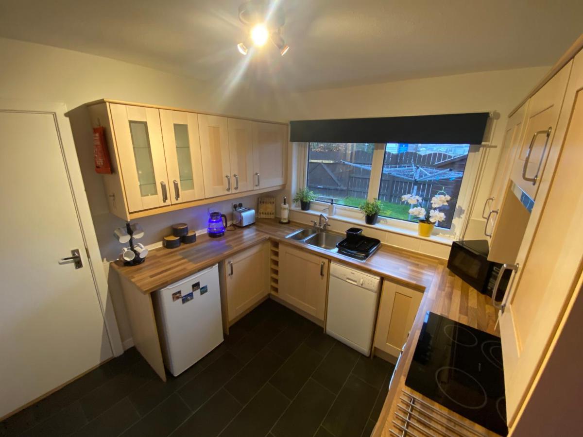 Delightful, Central 3 Bedroom House With Garden & Free Parking インヴァネス エクステリア 写真
