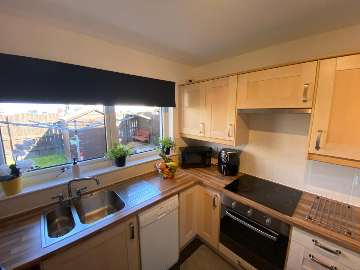 Delightful, Central 3 Bedroom House With Garden & Free Parking インヴァネス エクステリア 写真